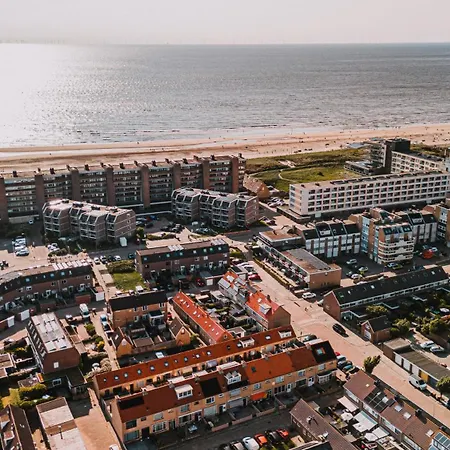 Aan Zee Appartement *